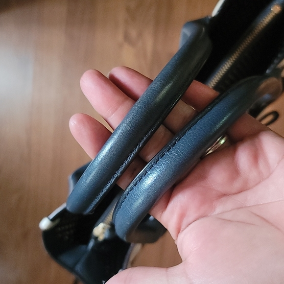 Kate Spade Bow purse - Picture 10 of 17